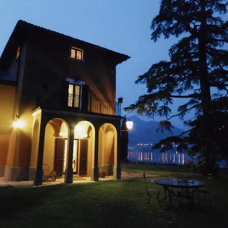 Villa Adinolfi Villa *